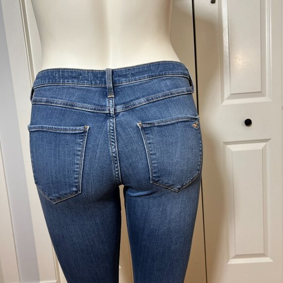 Hollister Curvy High-Rise Medium Wash Skinny Jeans Sz 31 - Picture 5 of 5